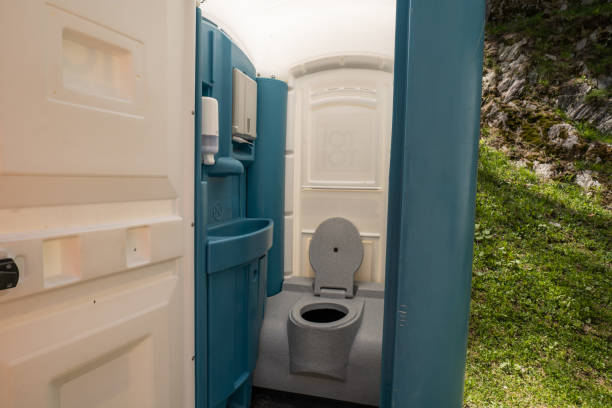 Portable Toilet Options We Offer in Adrian, MN